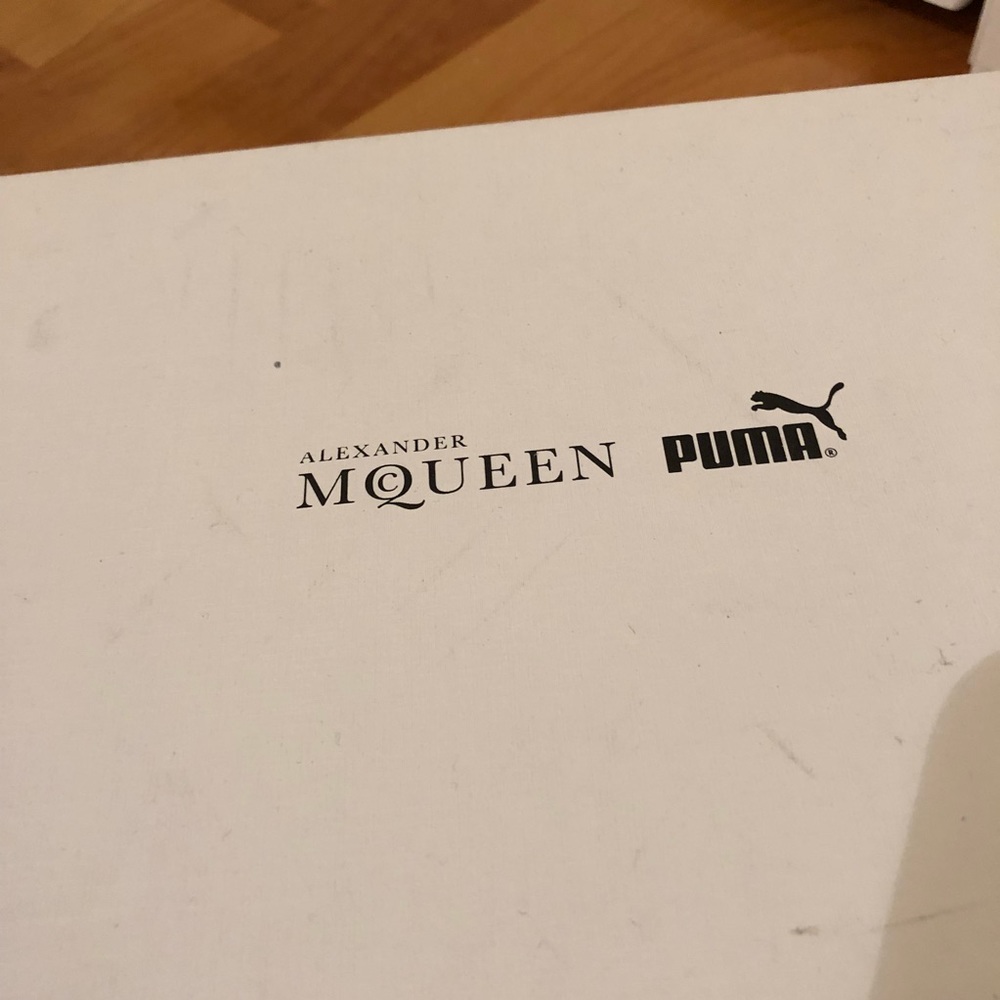 Alexander Mcqueen X Puma View 3
